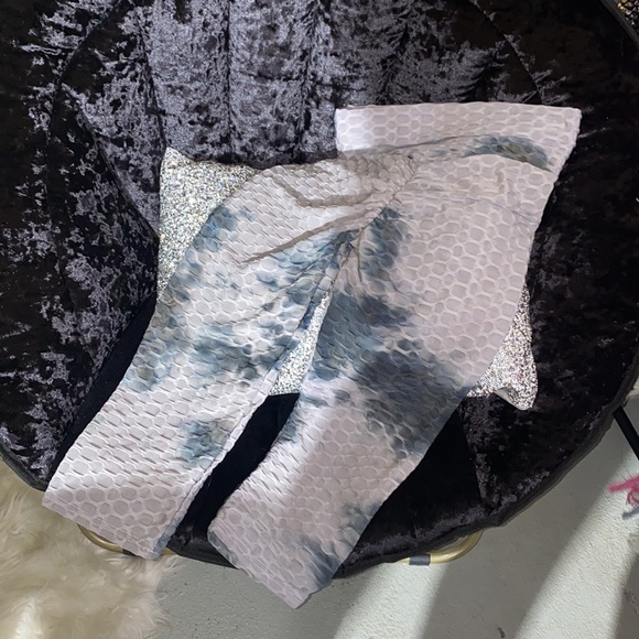 Stylish Carpi - Picture 3 of 5